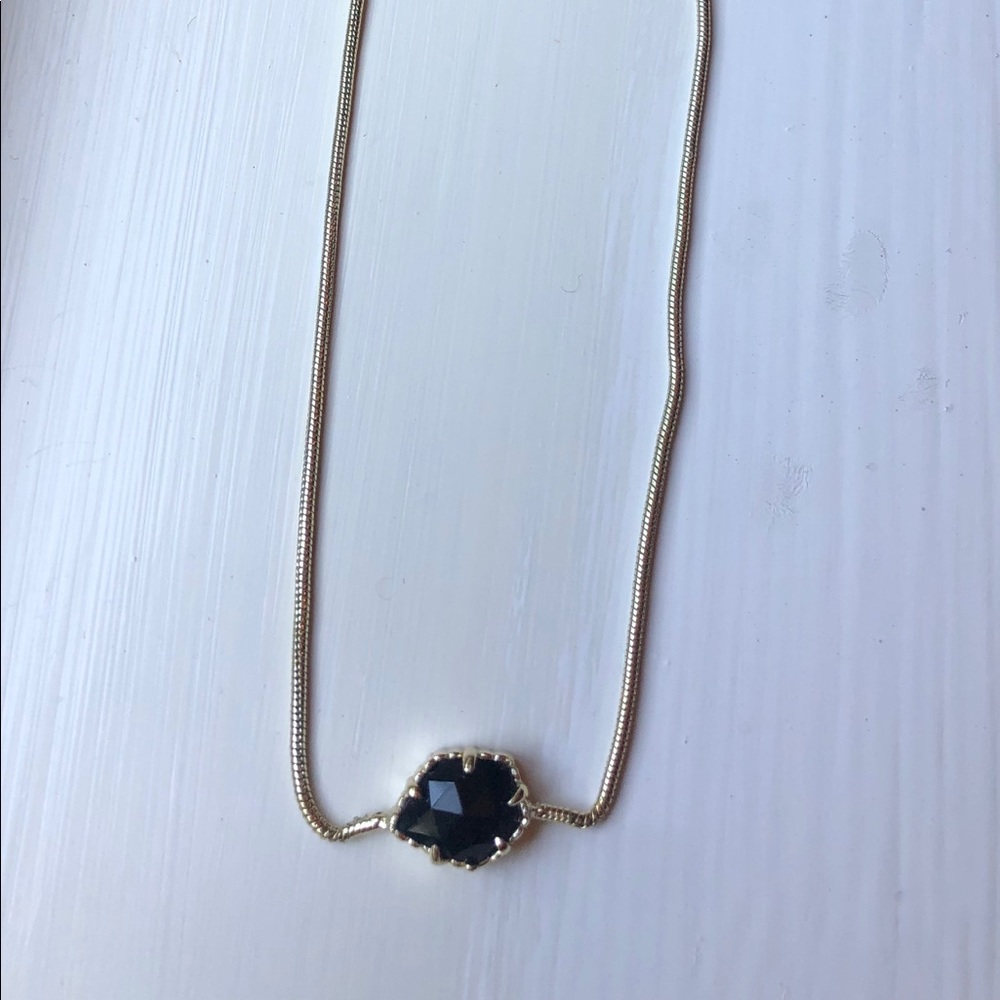 Kendra Scott Stud Necklace!